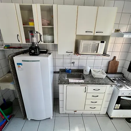 Apartamento na praia grande próximo a feirinha e mercado-3